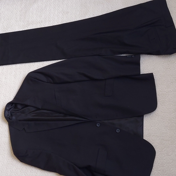 Kenneth Cole Reaction suit jacket and pants.